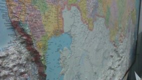 Рельефная политико-административная карта РФ, арт. К16, 130*195 см