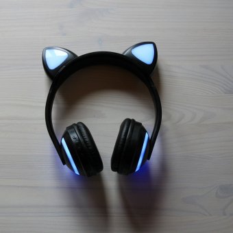 Светящиеся наушники "Ушки кошки" с подсветкой и Bluetooth