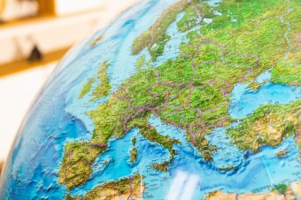 Глобус VIP вид Земли из Космоса на подставке из дерева, d=95 см