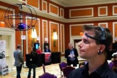 Orbit Helicopter Вертолет управляемый силой мысли и Neurosky Mindwave Mobile нейро-гарнитура